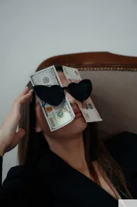 Девочки работа есть!